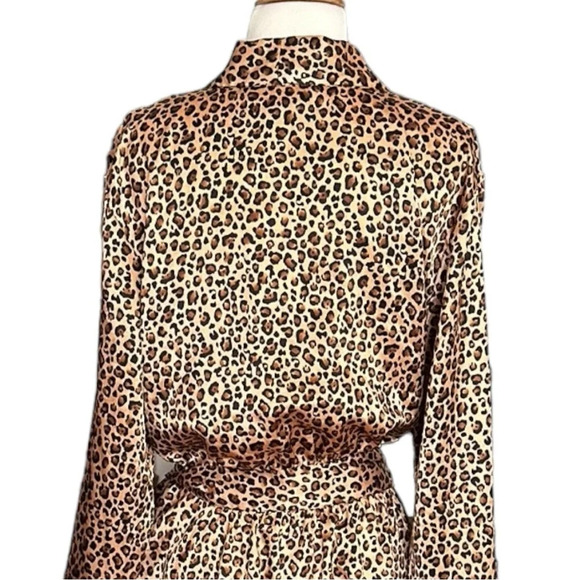 MORGAN TAYLOR Intimates Silky Animal Print Wrap Robe Layer Topper Jacket Size XL - Picture 7 of 16